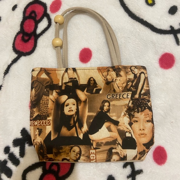 2000s hand bag/coin purse - Picture 1 of 4